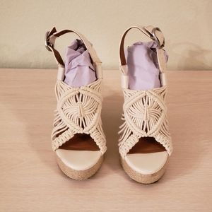 Lucky Brand Wedge Sandals size  8